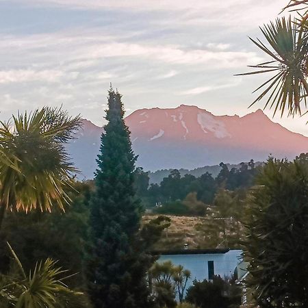 Adventure Base Villa Ohakune Exteriör bild