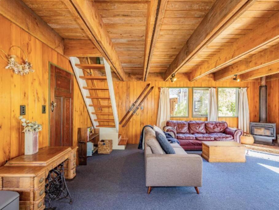 Adventure Base Villa Ohakune Exteriör bild